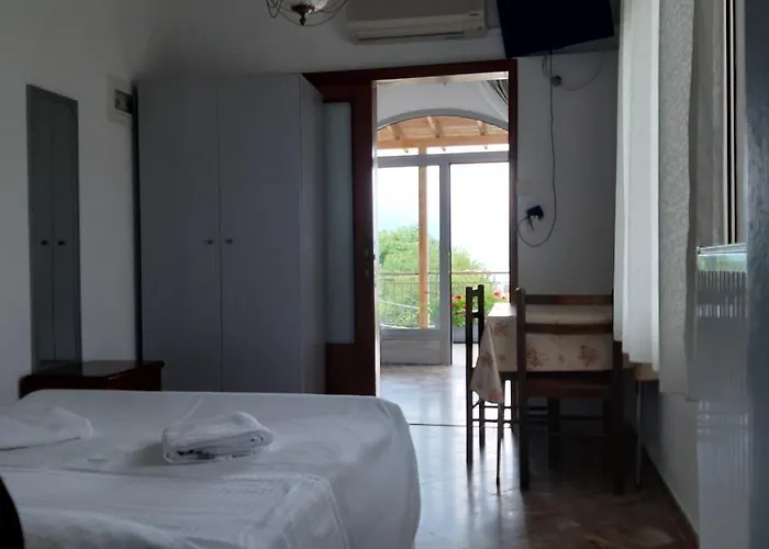 Odysseas Apartment *