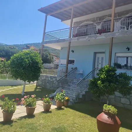 Odysseas Apartament *